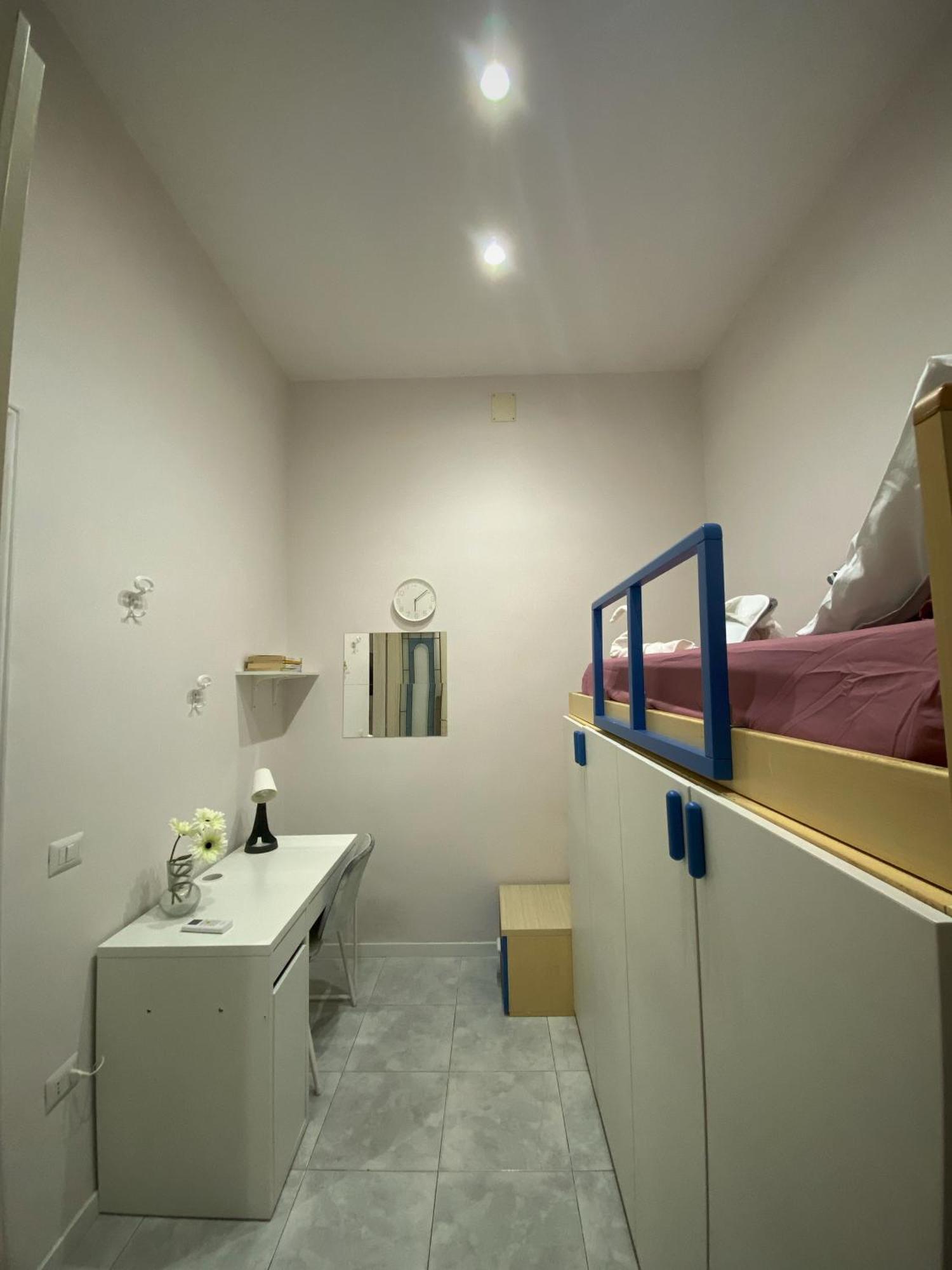 Apartament La Casa Al Centro " Vicino Al Centro Storico Di Napoli" Zewnętrze zdjęcie