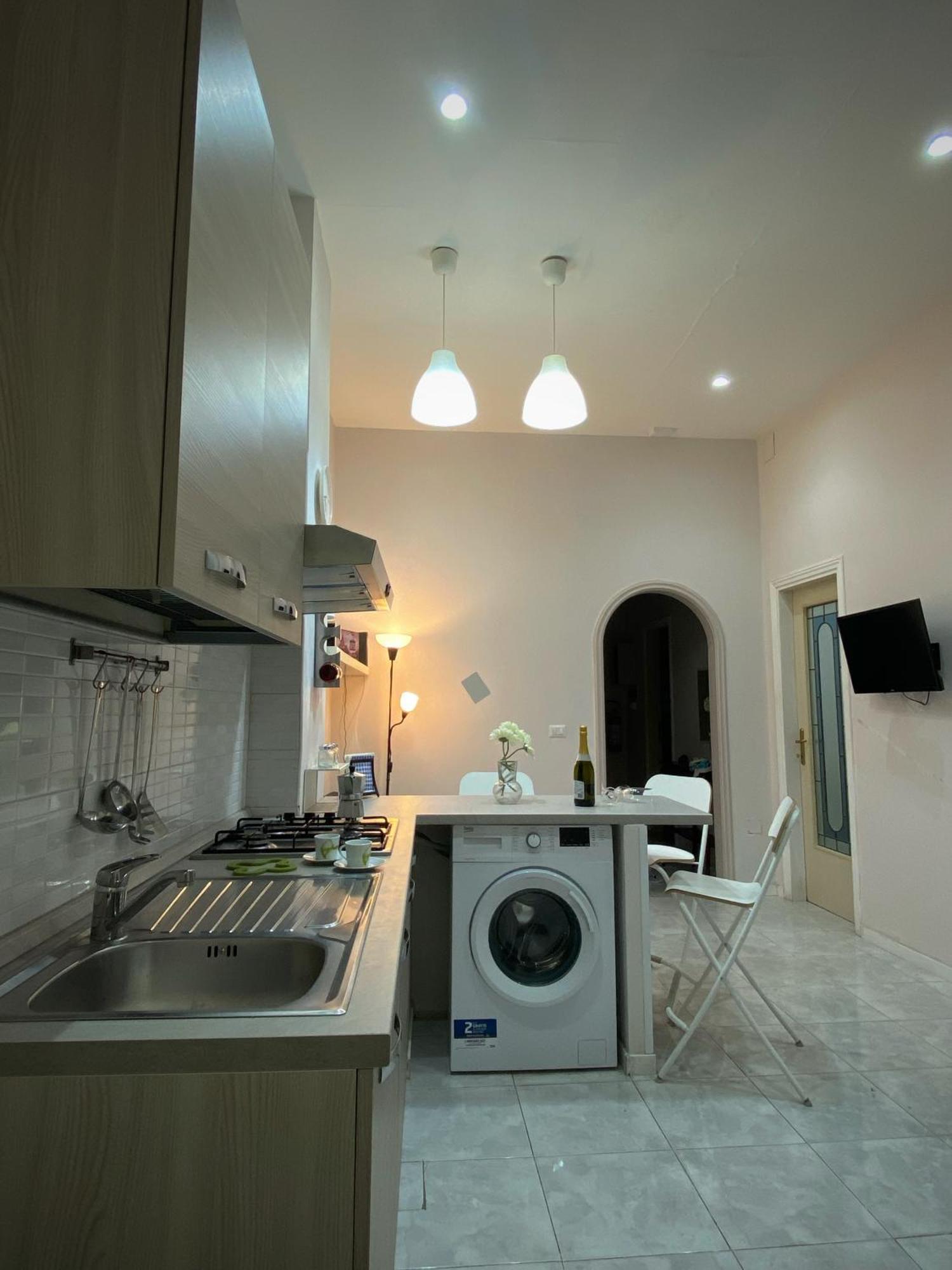 Apartament La Casa Al Centro " Vicino Al Centro Storico Di Napoli" Zewnętrze zdjęcie