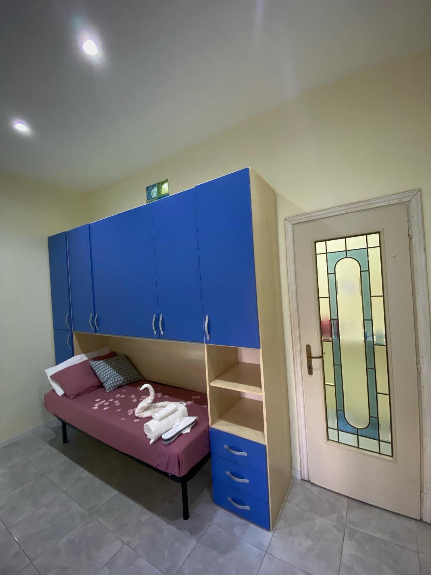 Apartament La Casa Al Centro " Vicino Al Centro Storico Di Napoli" Zewnętrze zdjęcie